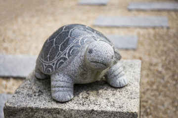亀　石像