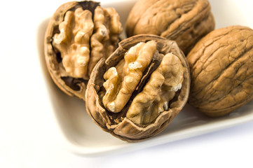 walnut food exams open the wisdom, walnuts improve the brain and advance intelligence, students regularly eat walnuts.He survives the walnut meal,

