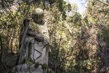 子育地蔵　山賊村