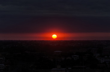 Fototapeta premium Amazing red sunset