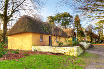 Fototapeta na wymiar Irish traditional cottage house