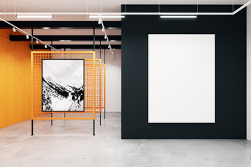 Modern gallery with clean billboard