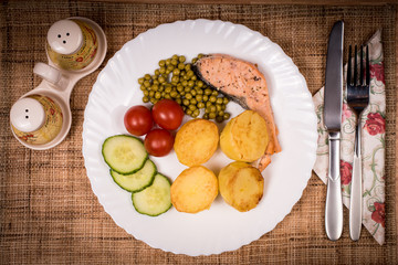 Fish with vegetables, second course.