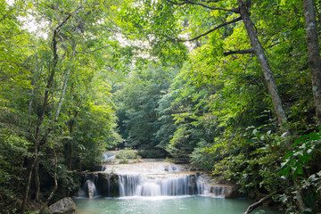 タイ・カンチャナブリ・エラワンの滝・自然