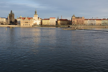 Obraz premium Das Goldene Prag in der Sonne