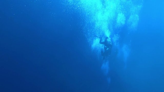 divers and the red sea