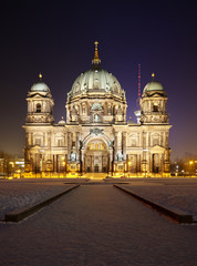 Fototapeta na wymiar Berlin Cathedral At Night