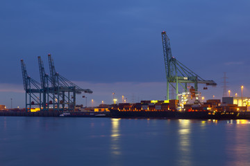 Fototapeta na wymiar Container Harbor At Night