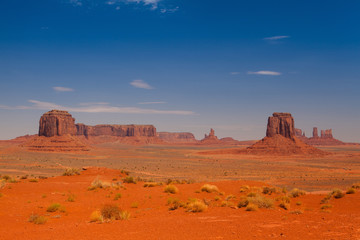 Fototapeta na wymiar Monument Valley in the Navajo Tribal Park, USA