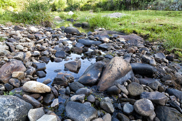 Rio Becedas en sequía. Avila