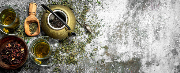Green tea with a teapot.