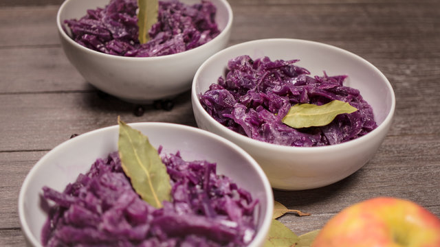 Apfelrotkraut