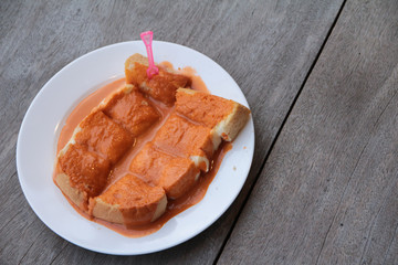 Thai tea custard bread (Dessert)