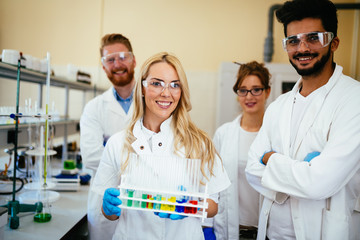 Group of chemistry students working in laboratory