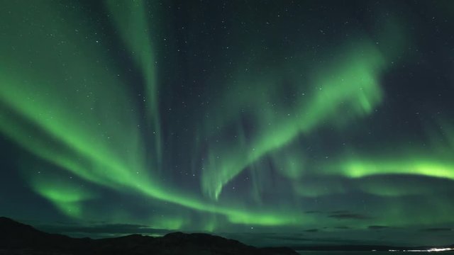Pan right, aurora borealis timelapse in Norway