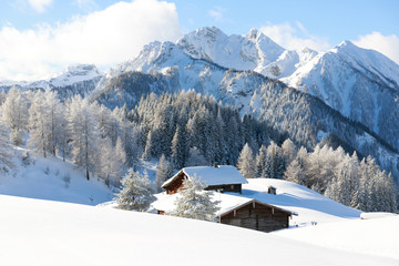Fototapeta na wymiar Winter in Austrian Alps