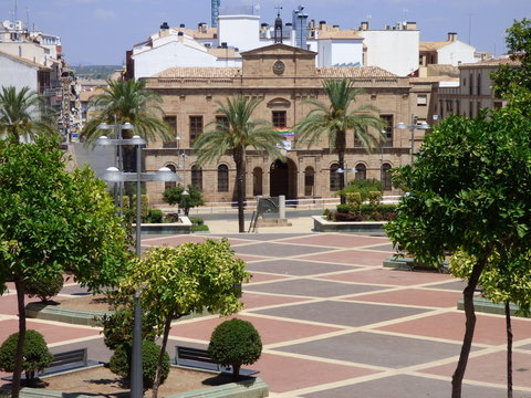 Linares,ciudad y municipio perteneciente a la provincia de Jaén, en la comunidad autónoma de Andalucía, España.