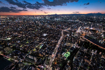 マジックタイム時の東京都心の都市風景