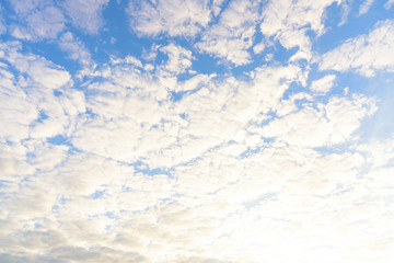 Obraz premium Blue sky with cloud in the morning.