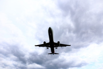 旅客機のシルエット