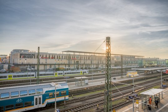 Hauptbahnhof von Regensburg, Bayern, Deutschland
