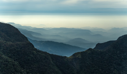 Fototapeta premium Mountains Landscape. Hills skyline Worlds End in Horton Plains National Park Sri Lanka.