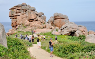 La côte de granit rose à Ploumanach en Bretagne © aquaphoto
