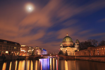 Fototapeta premium Berlin Cathedral , Berliner Dom at night, Berlin ,Germany