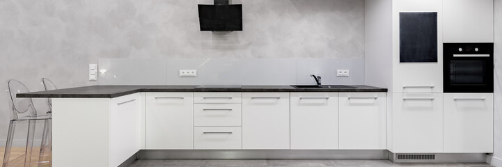 Obraz premium Home interior with white kitchen