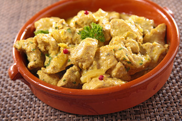 chicken with coconut and curry