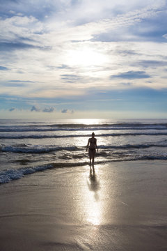 Sri Lanka - Ahungalla - Feeling free at the lonely beach during sunset
