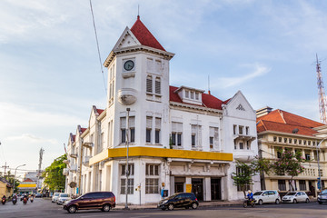 Obraz premium Typical Dutch colonial building in Surabya, East Java , Indonesia