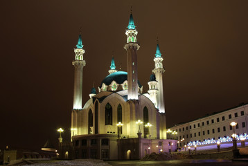 Fototapeta na wymiar Kul Sharif (Qolsherif, Kol Sharif, Qol Sharif) Mosque in Kazan Kremlin on a winter night. Main Jama Masjid in Republic of Tatarstan. Backlight.