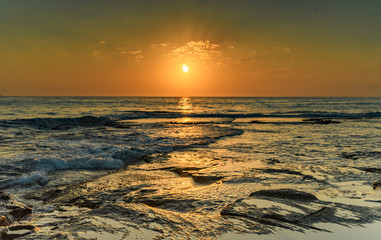 Naklejka premium Sunrise Seascape