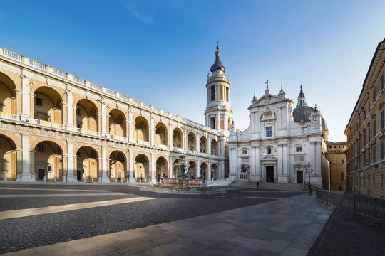 Italy, Loreto, Piazza della Madonna, Basilica of the Holy House, Palazzo Apostolico