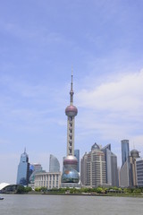 Fototapeta na wymiar Beautiful buildings on the bund in Shanghai, China