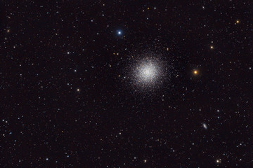 M13