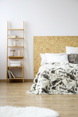 White and gray bedding
