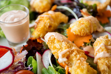 Fried shrimp with cocktail sauce