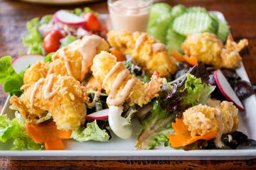 Fried shrimp with cocktail sauce
