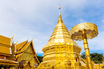 Fototapeta premium Wat Phra That Doi Suthep is tourist attraction of Chiang Mai, Thailand, golden pagoda.