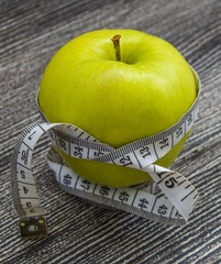 diet with apple, make your diet with green apples,
