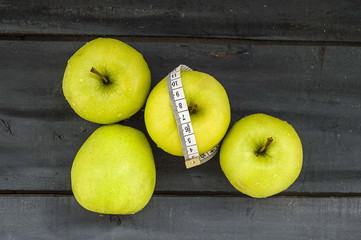 diet with apple, make your diet with green apples,
