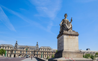 Obraz premium Paris, France - Seine Statue (Louis Petitot) on Pont du Carrousel (Carrousel Bridge)