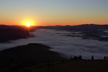 Nascer do sol no Pico do Olho D'agua Mairiporã - São Paulo - Brasil
