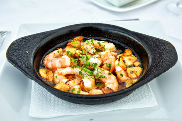 Pan of Garlic Prawns