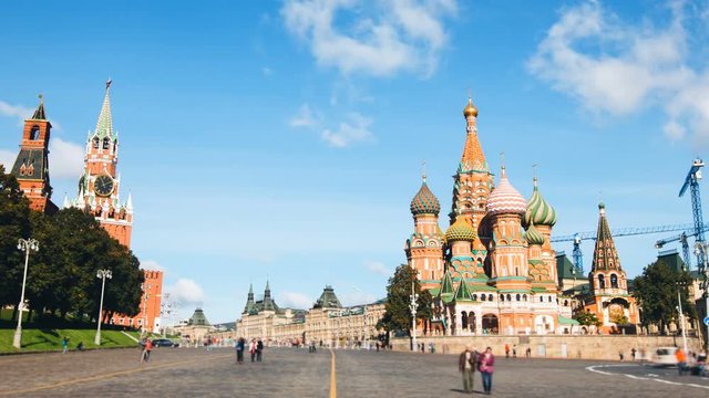 Dolly zoom hyperlapse and timelapse of Moscow city with Red Square, Kremlin and Saint Basils's cathedral