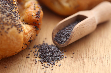 Poppy seeds with nutritious bread