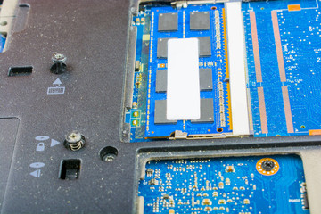 broken laptop, motherboard failure, hard drive, hardware problems, backup of information