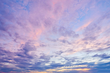 Obraz premium sunset sky with the light of the sun